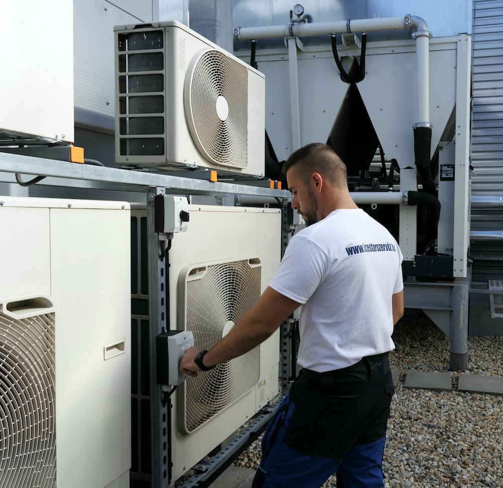 Klímaszerelő állás